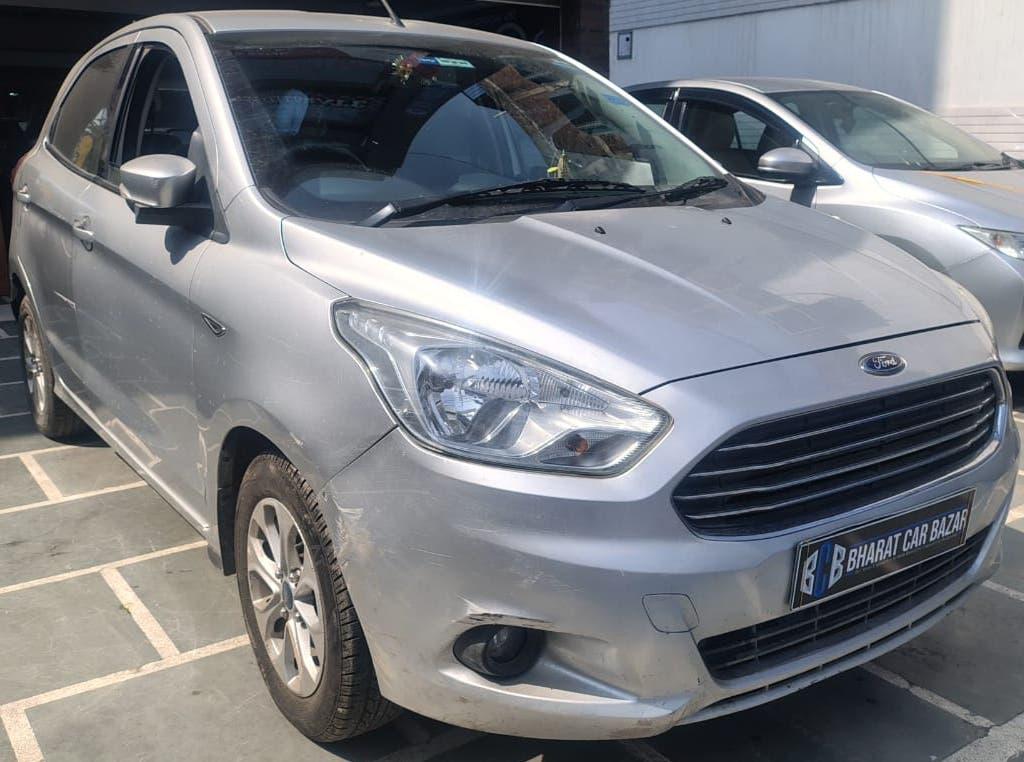 30,000 KMS FORD FIGO 1.2 TI-VCT PETROL (2015)