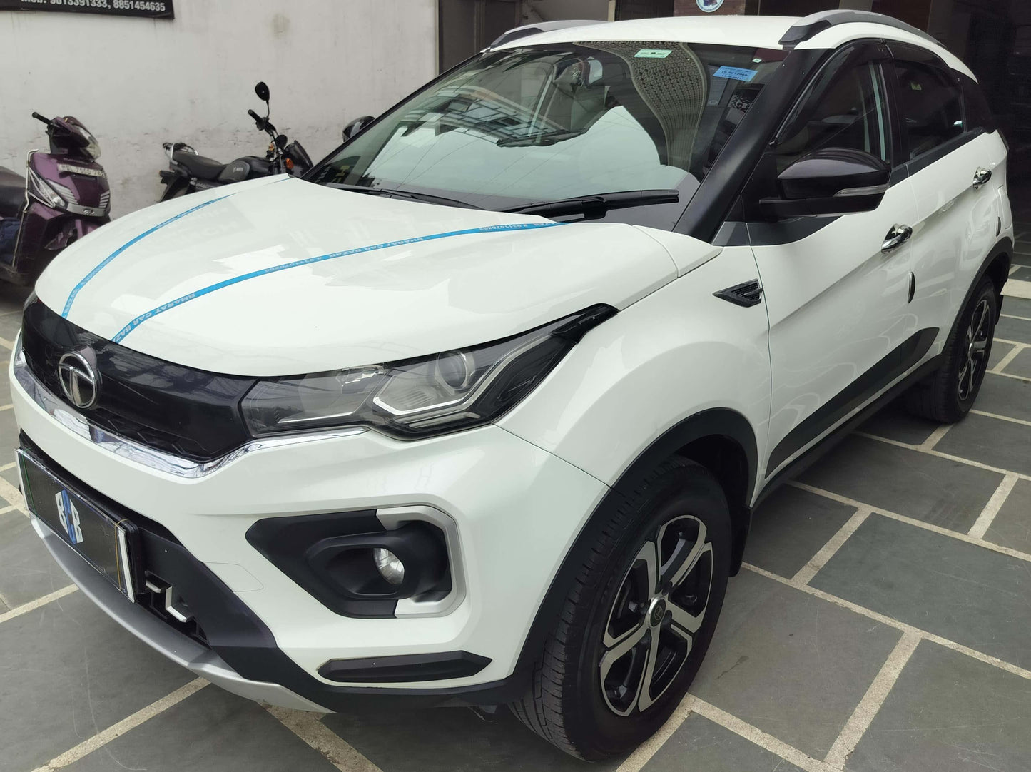 39,000 KMS TATA NEXON XZ+ 1.2 PETROL (2021)
