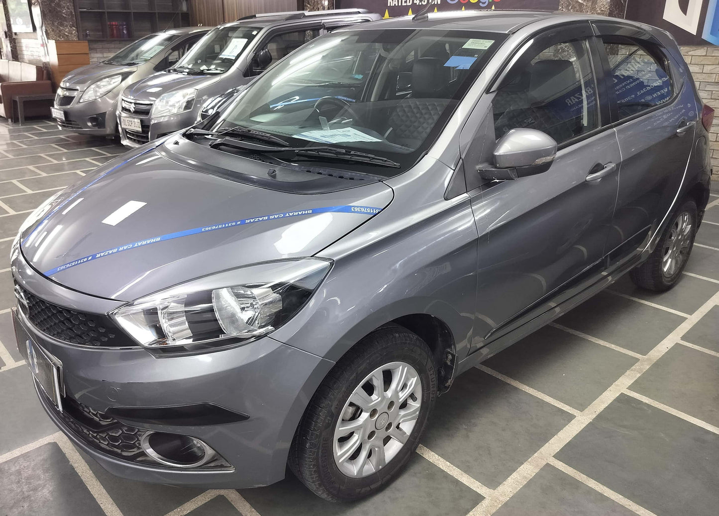 26,000 KMS TATA TIAGO XZ PETROL (2019)
