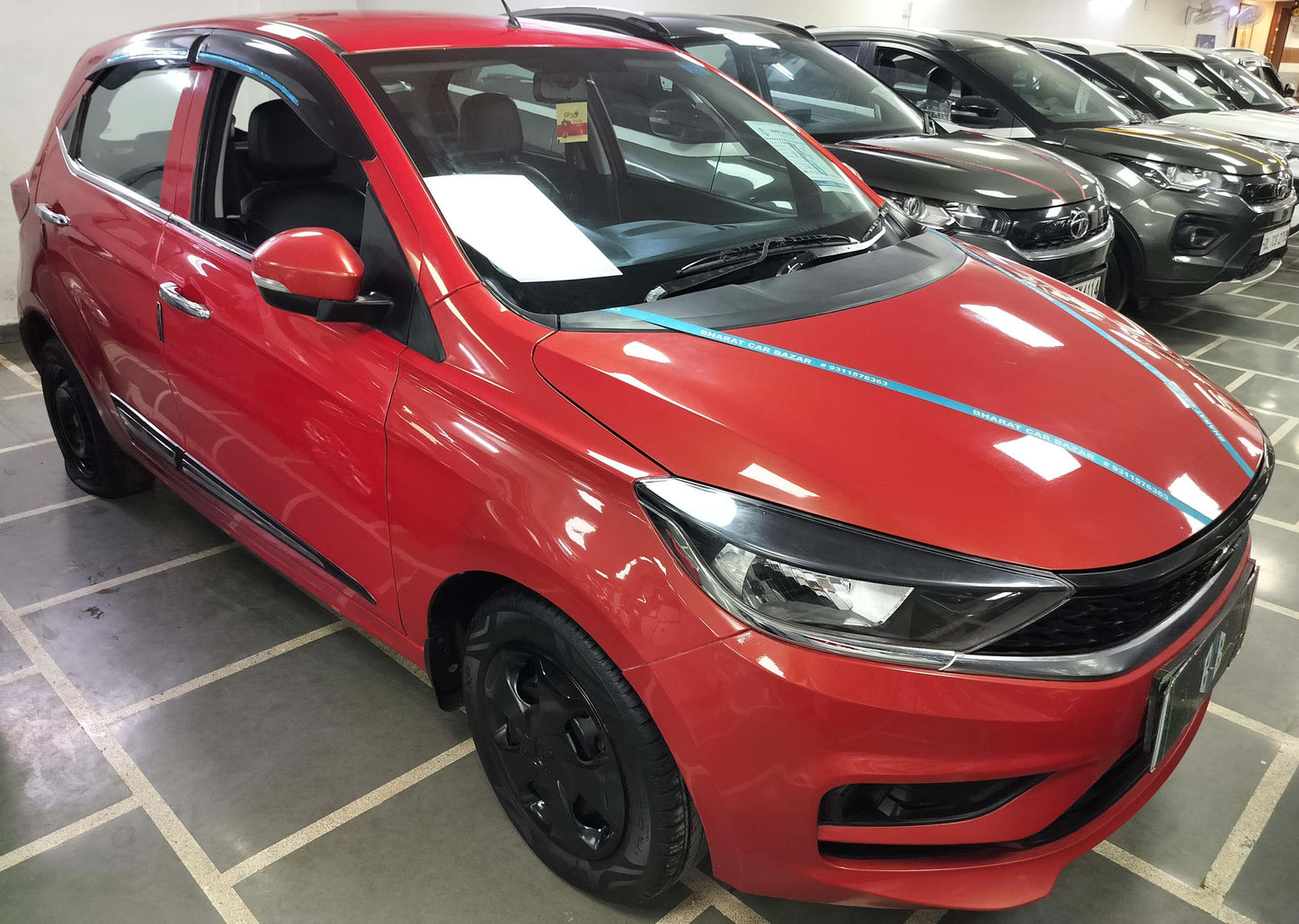 19,000 KMS TATA TIAGO XT 1.2 PETROL (2020)