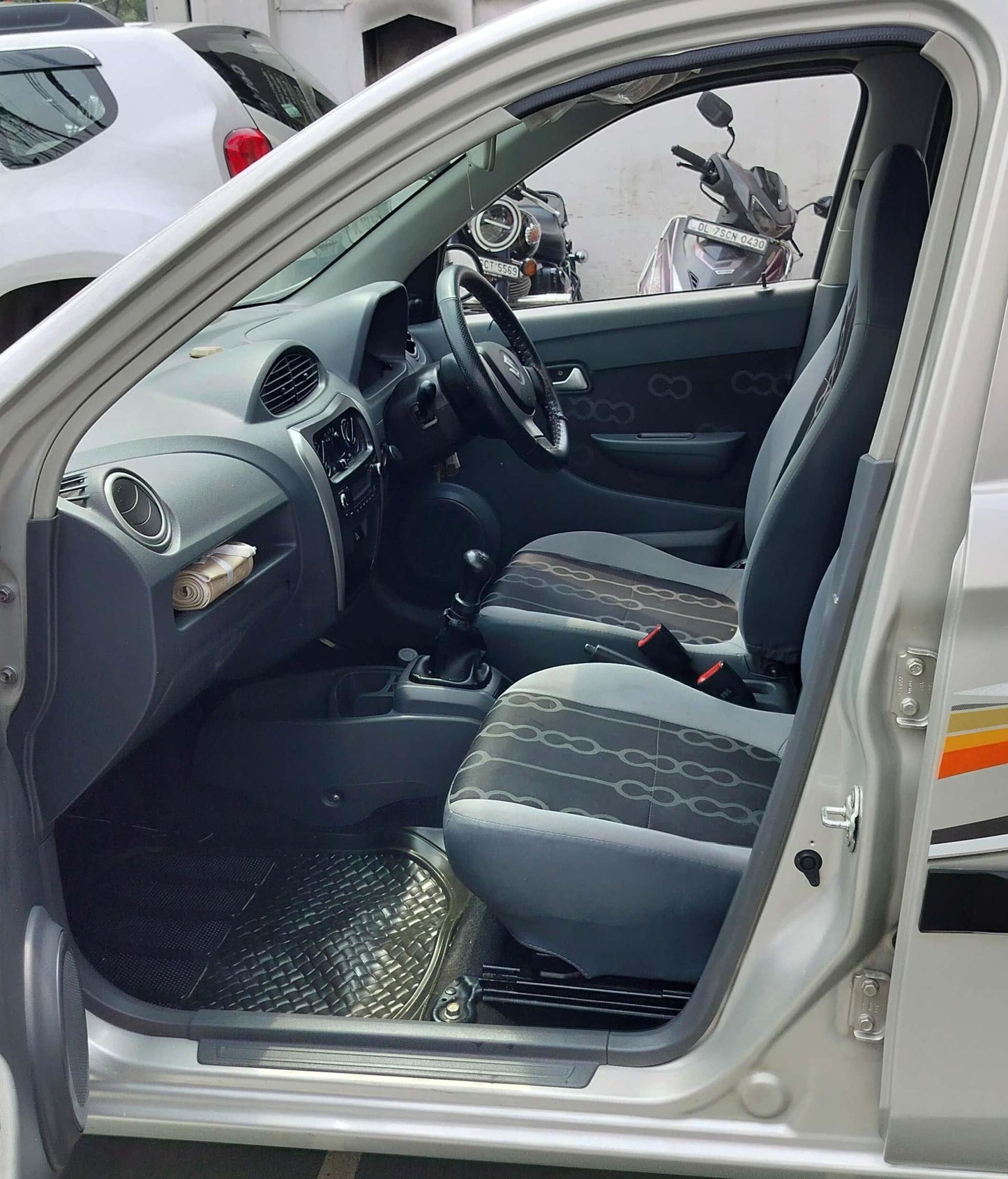 31,000 KMS MARUTI ALTO VXI PETROL ( 2016)
