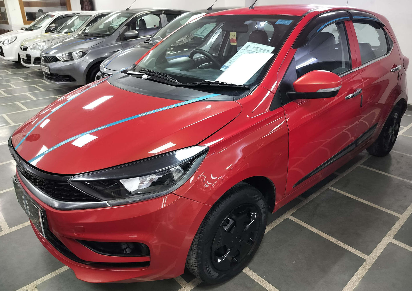 19,000 KMS TATA TIAGO XT 1.2 PETROL (2020)