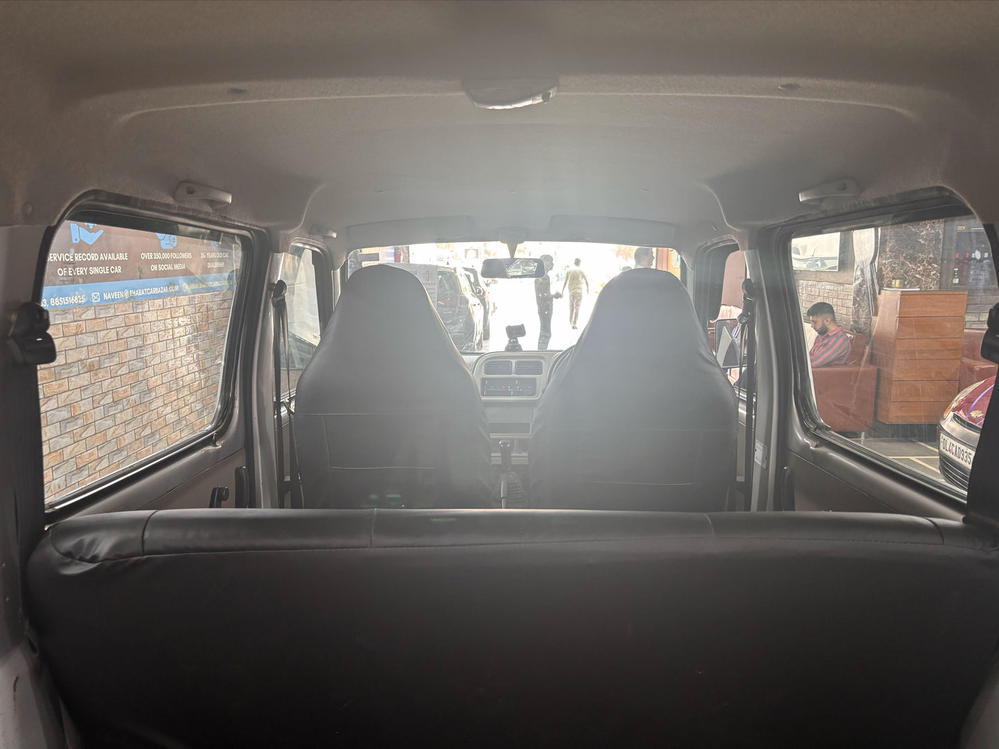 37,000 KMS MARUTI EECO 5STR PETROL (2011)