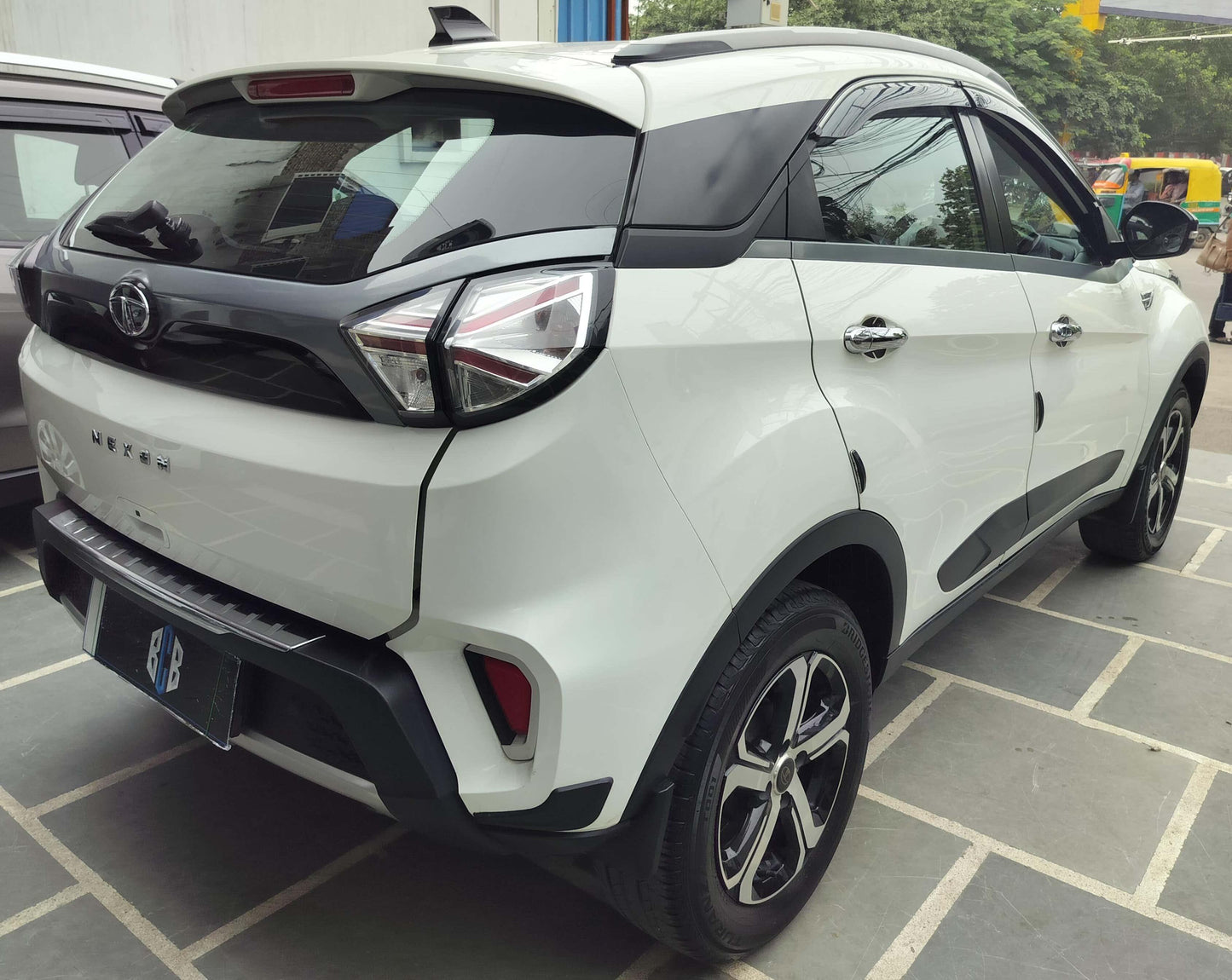 39,000 KMS TATA NEXON XZ+ 1.2 PETROL (2021)