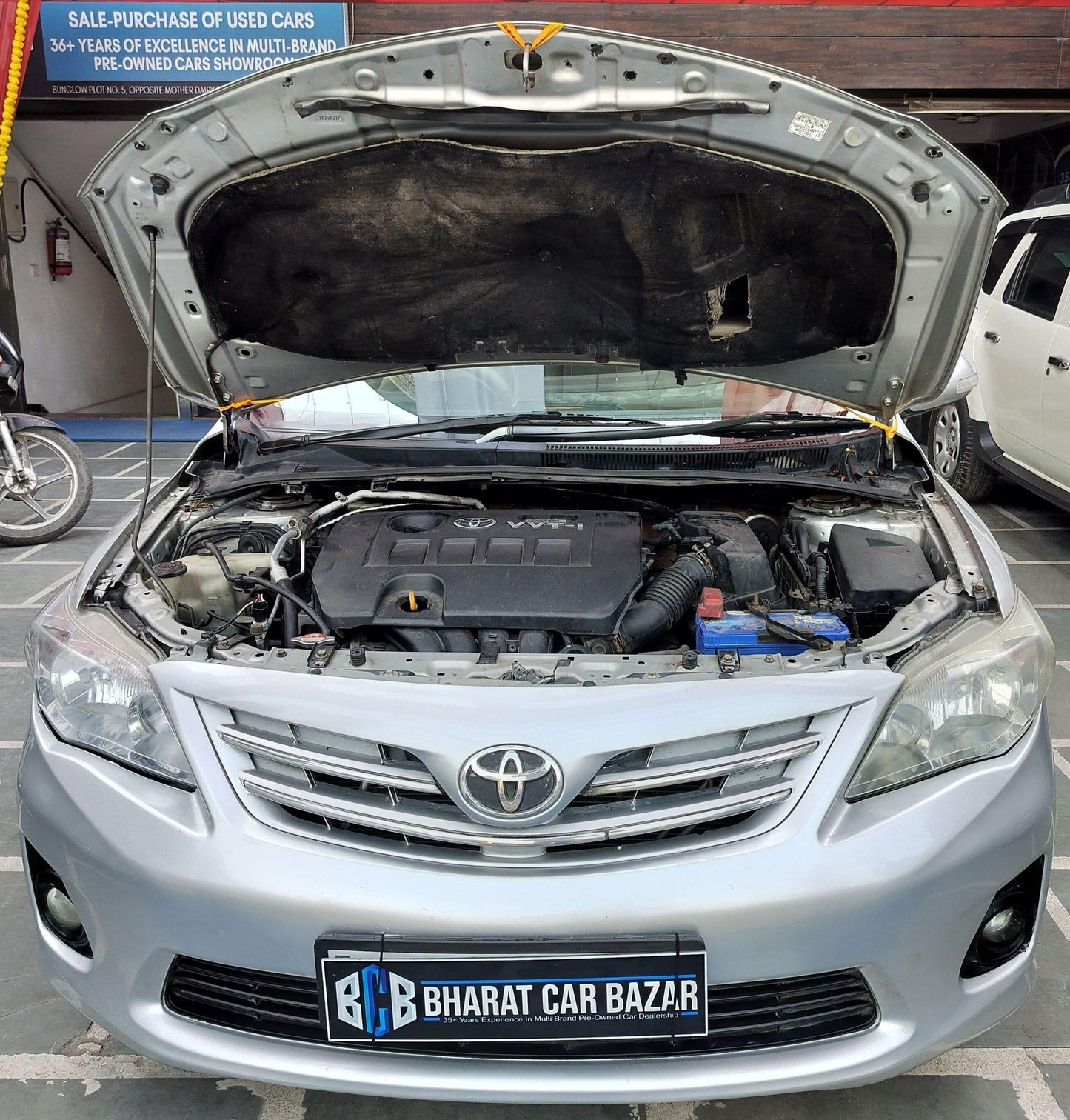 COROLLA ALTIS 1.8 G HB PETROL (2013)