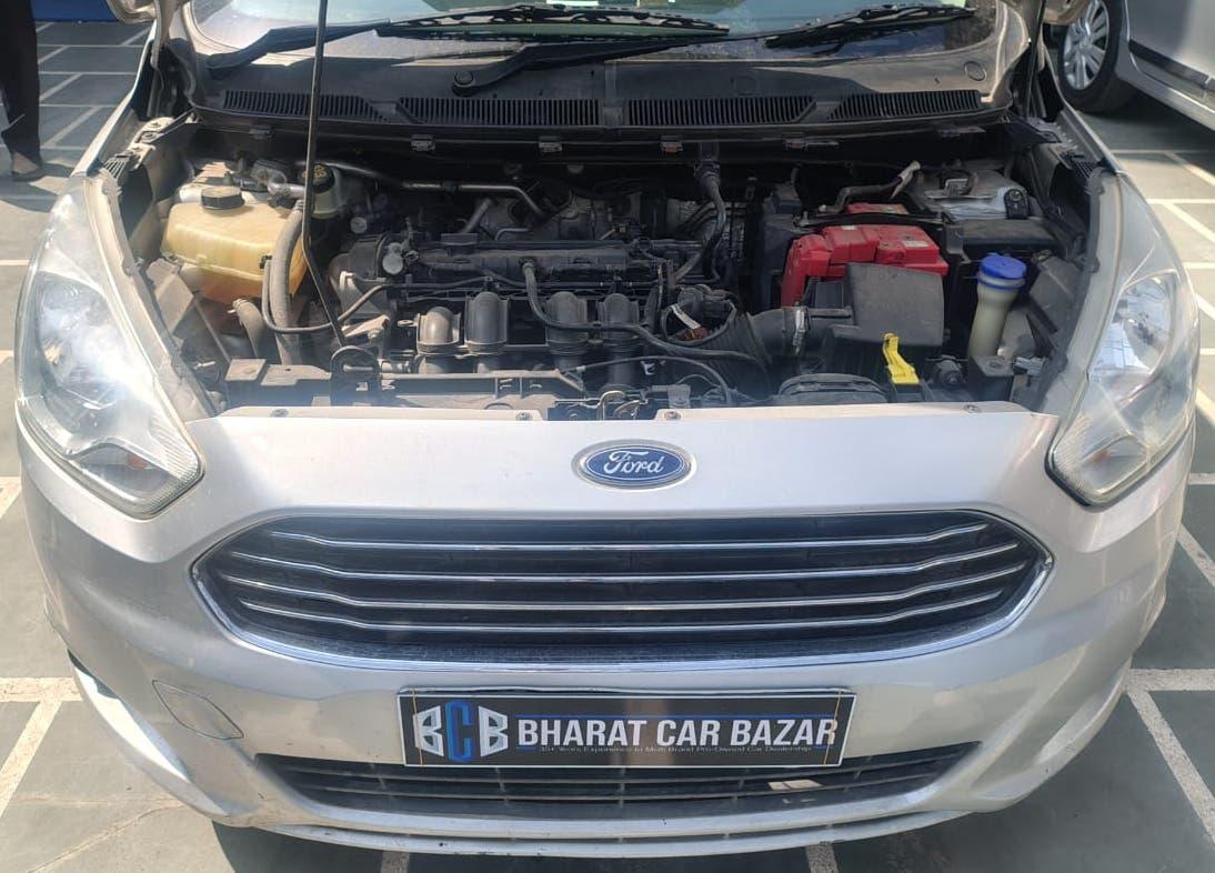 30,000 KMS FORD FIGO 1.2 TI-VCT PETROL (2015)