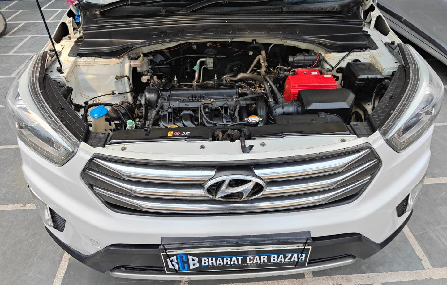 37,000 KMS HYUNDAI CRETA SX+ PETROL (2017)