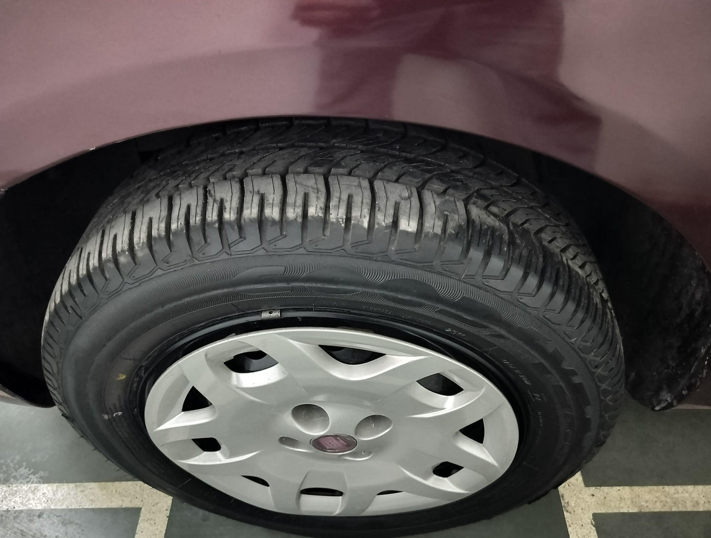 30,000 KMS FIAT PUNTO EMOTION PETROL (2014)