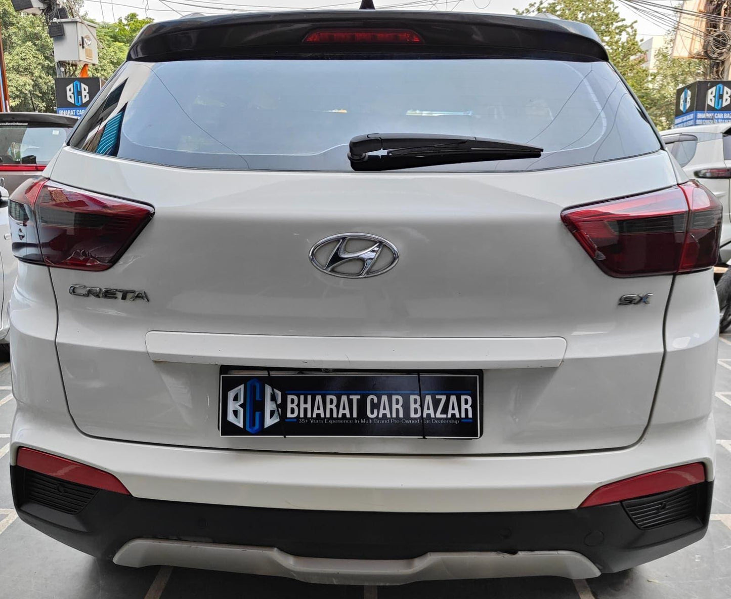 37,000 KMS HYUNDAI CRETA SX+ PETROL (2017)