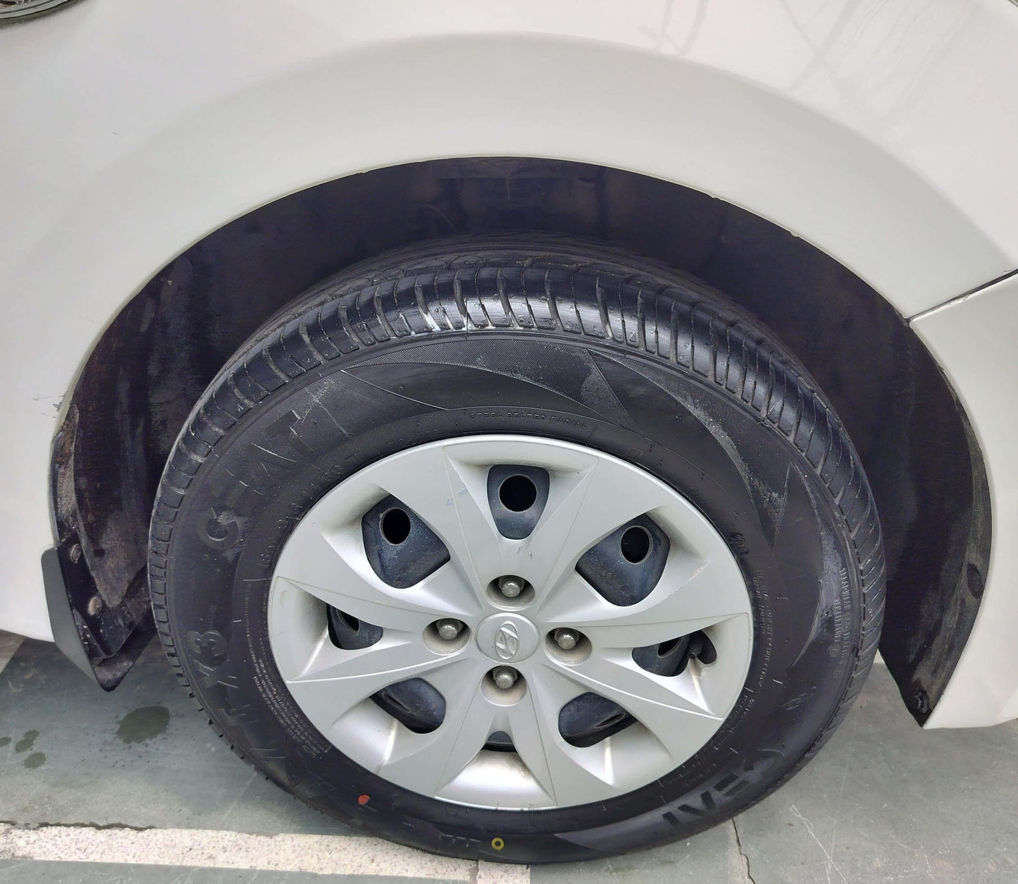 28,000 KMS HYUNDAI I20 MAGNA PETROL (2015)