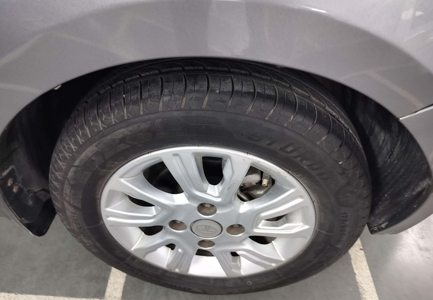 26,000 KMS TATA TIAGO XZ PETROL (2019)