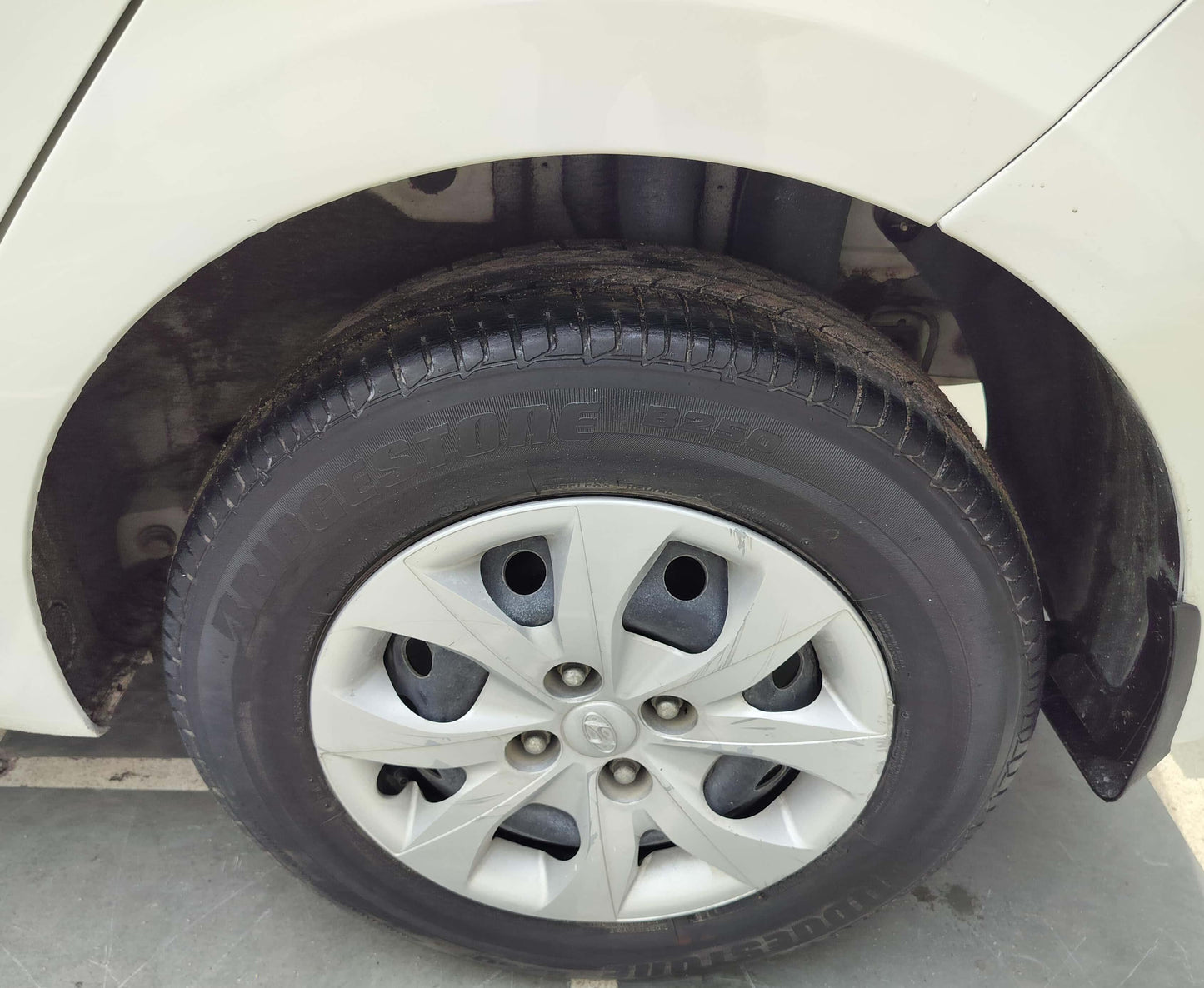 28,000 KMS HYUNDAI I20 MAGNA PETROL (2015)