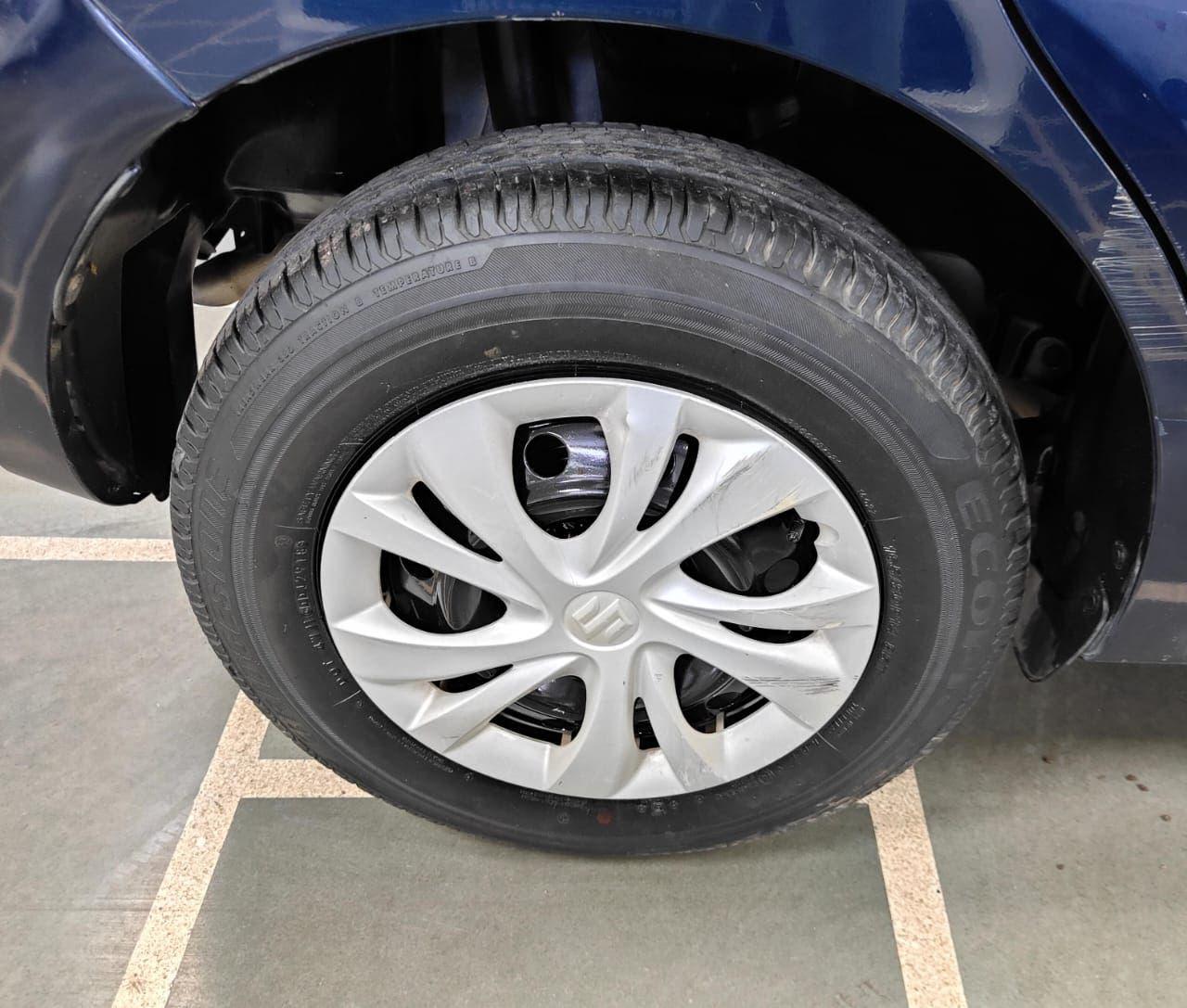 15,000 KMS MARUTI SWIFT VXI PETROL (2018)