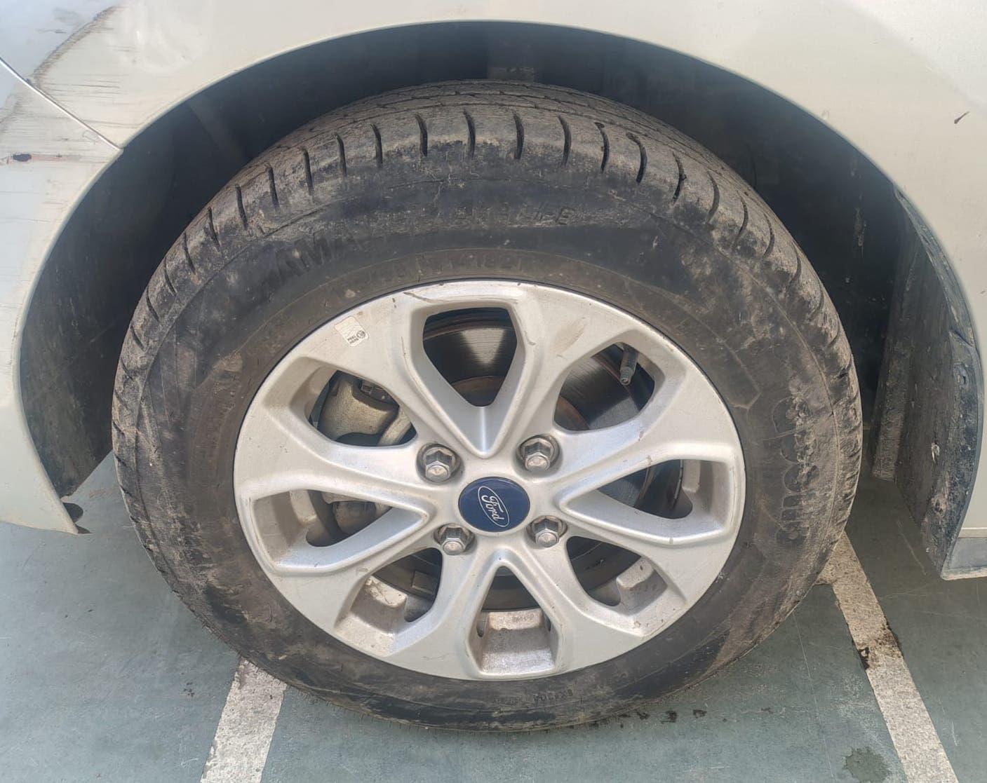 30,000 KMS FORD FIGO 1.2 TI-VCT PETROL (2015)