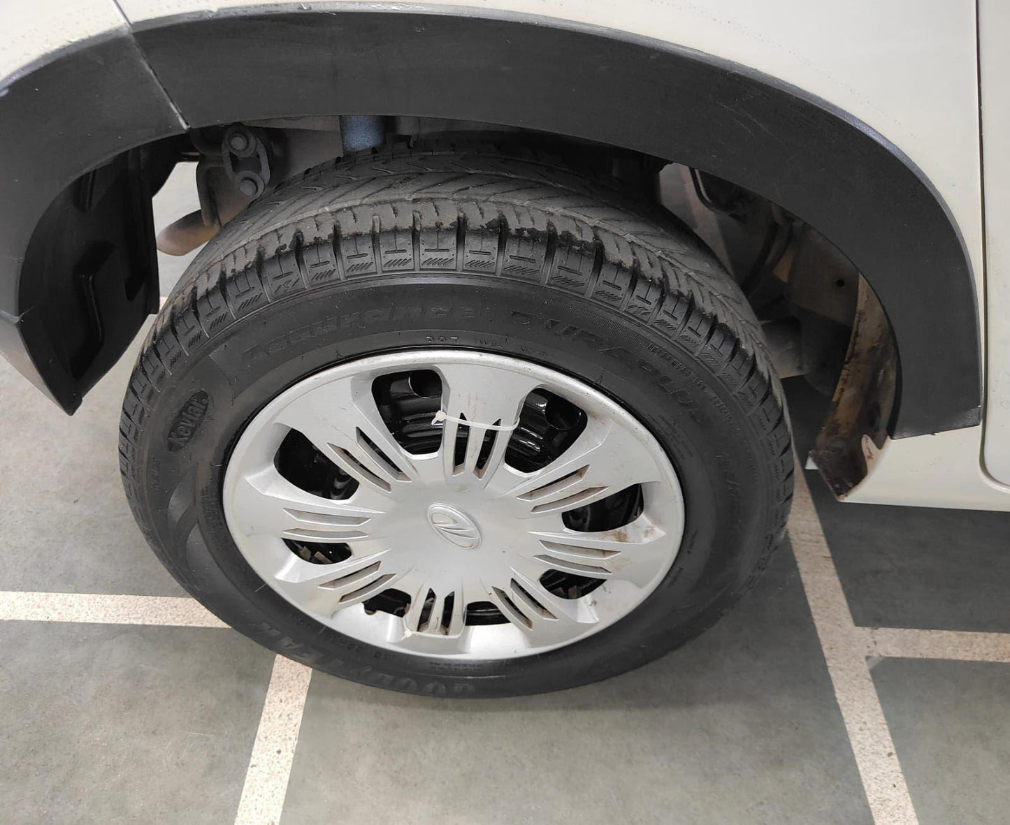 MAHINDRA KUV 100 K4 DIESEL (2016)