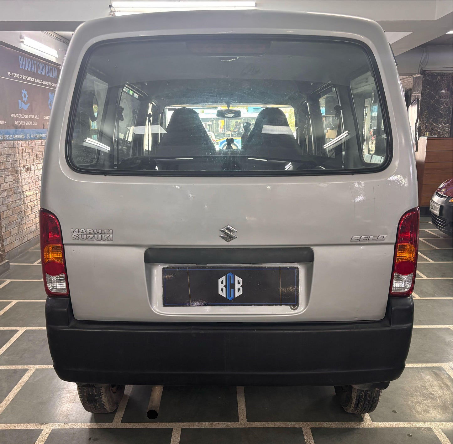 37,000 KMS MARUTI EECO 5STR PETROL (2011)