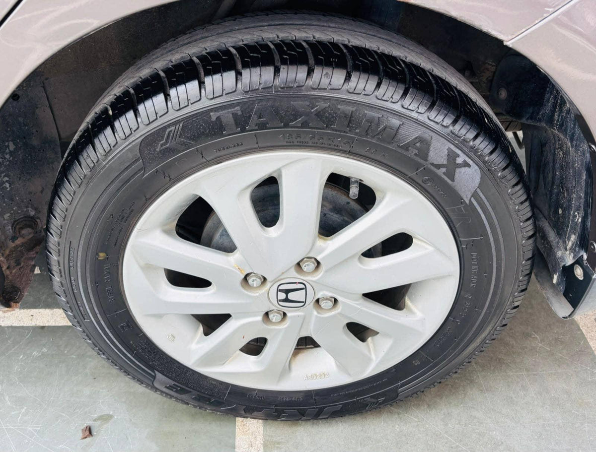 HONDA MOBILIO 1.5 V MT PETROL (2014)