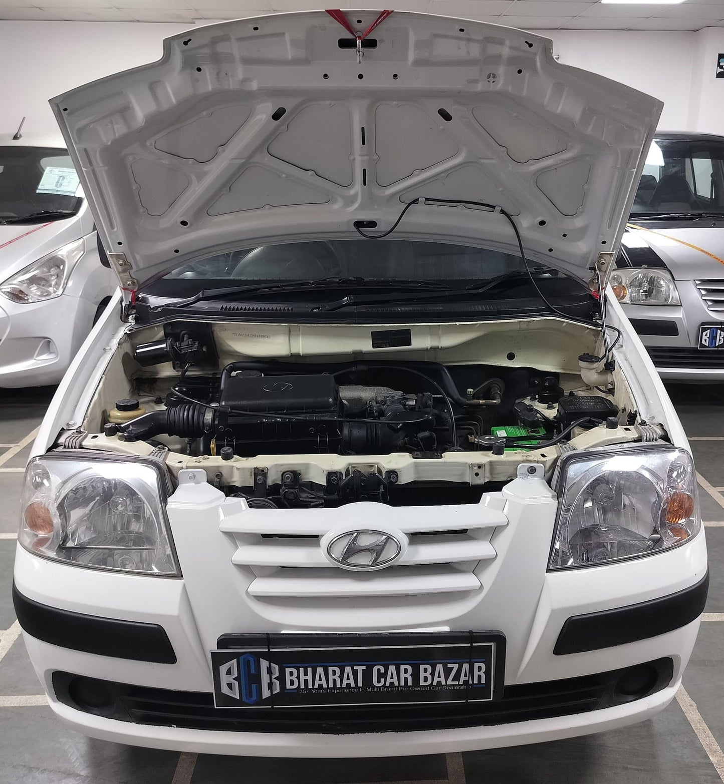 HYUNDAI SANTRO GL PETROL (2012)
