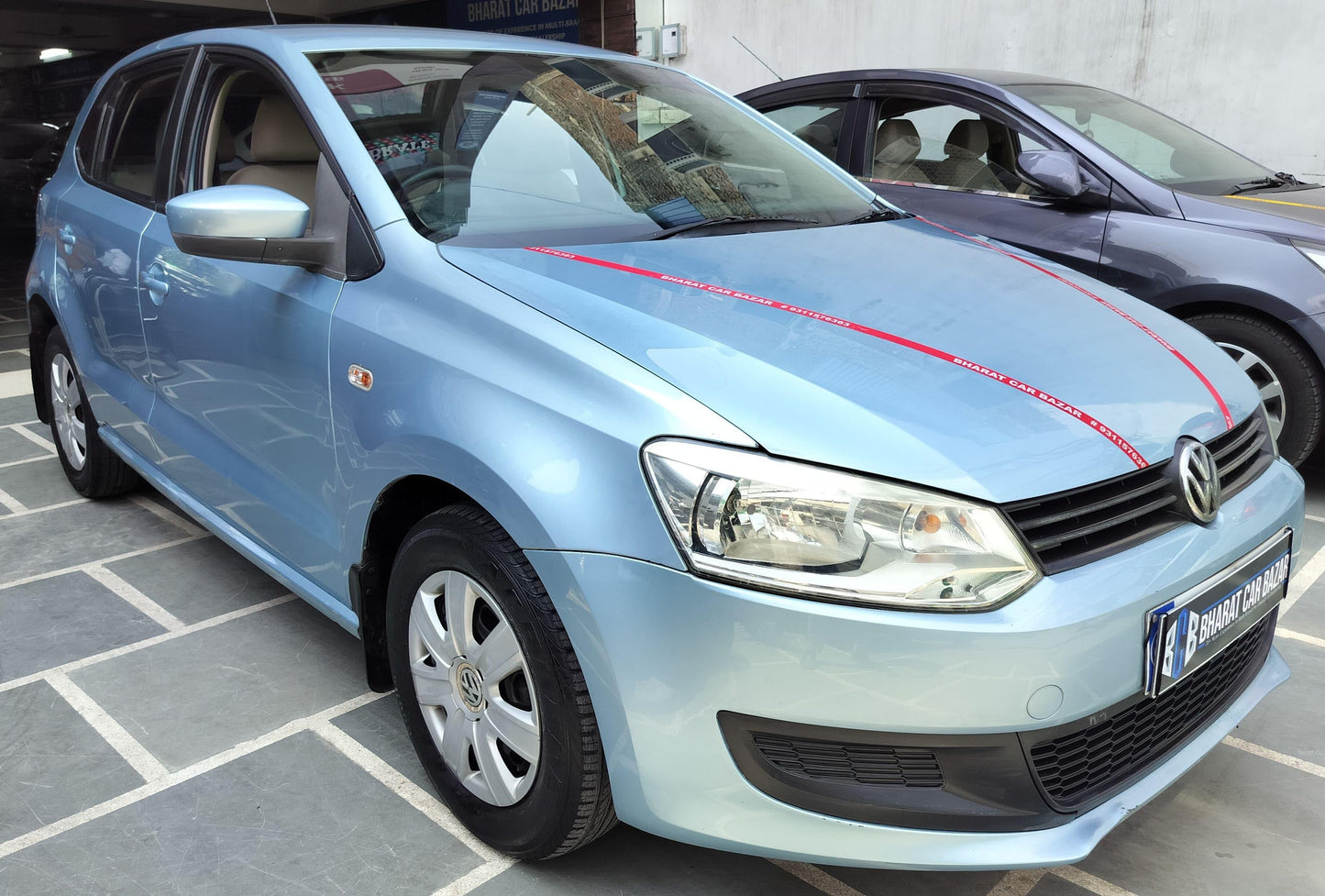 12,000 KMS VOLKSWAGEN POLO COMFORT LINE PETROL (2011)