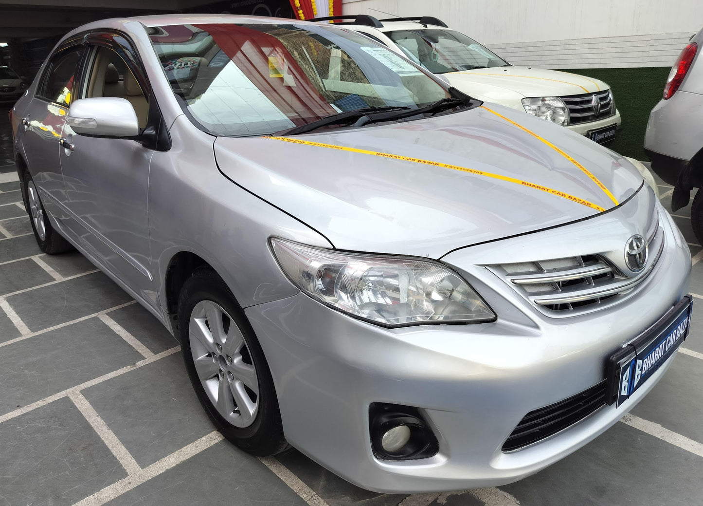 COROLLA ALTIS 1.8 G HB PETROL (2013)
