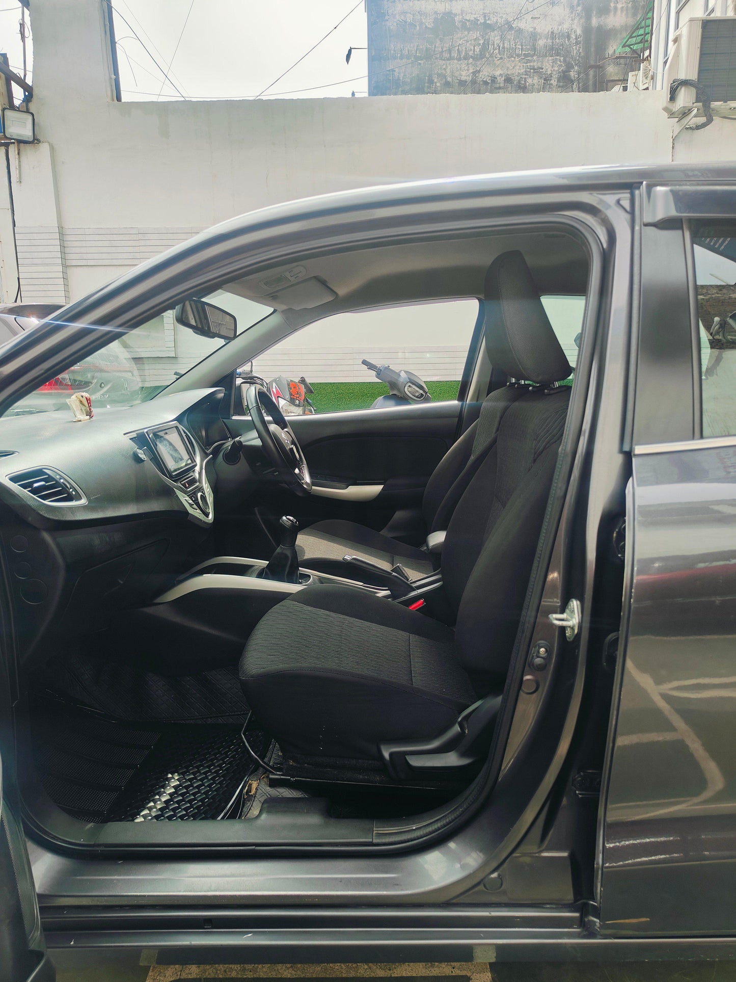 MARUTI BALENO ALPHA PETROL (2017)