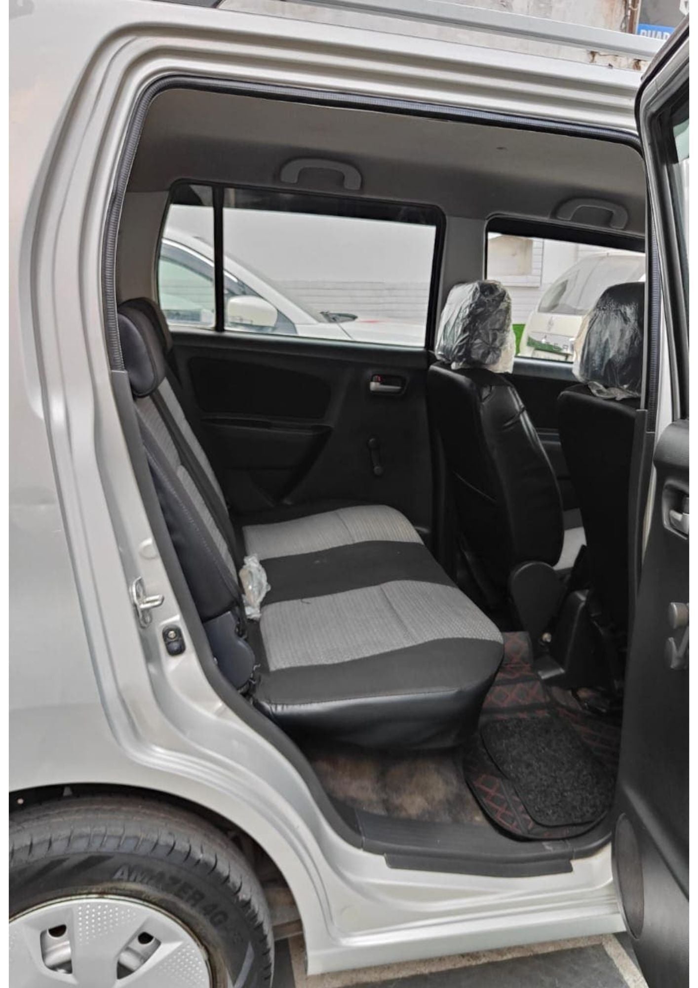 35,000 KMS MARUTI WAGONR LXI CNG (2012)