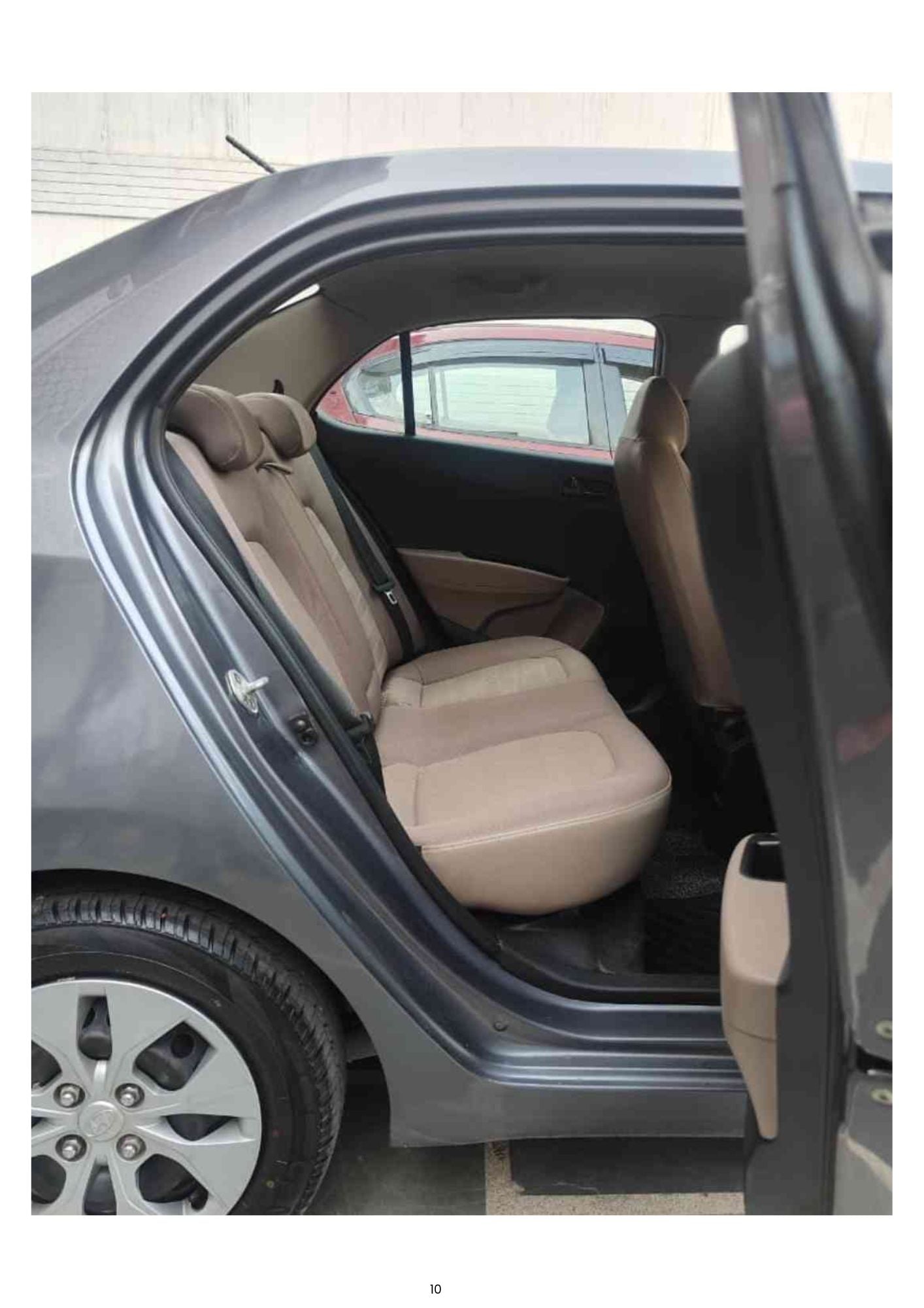 HYUNDAI XCENT E+ CNG (2017)
