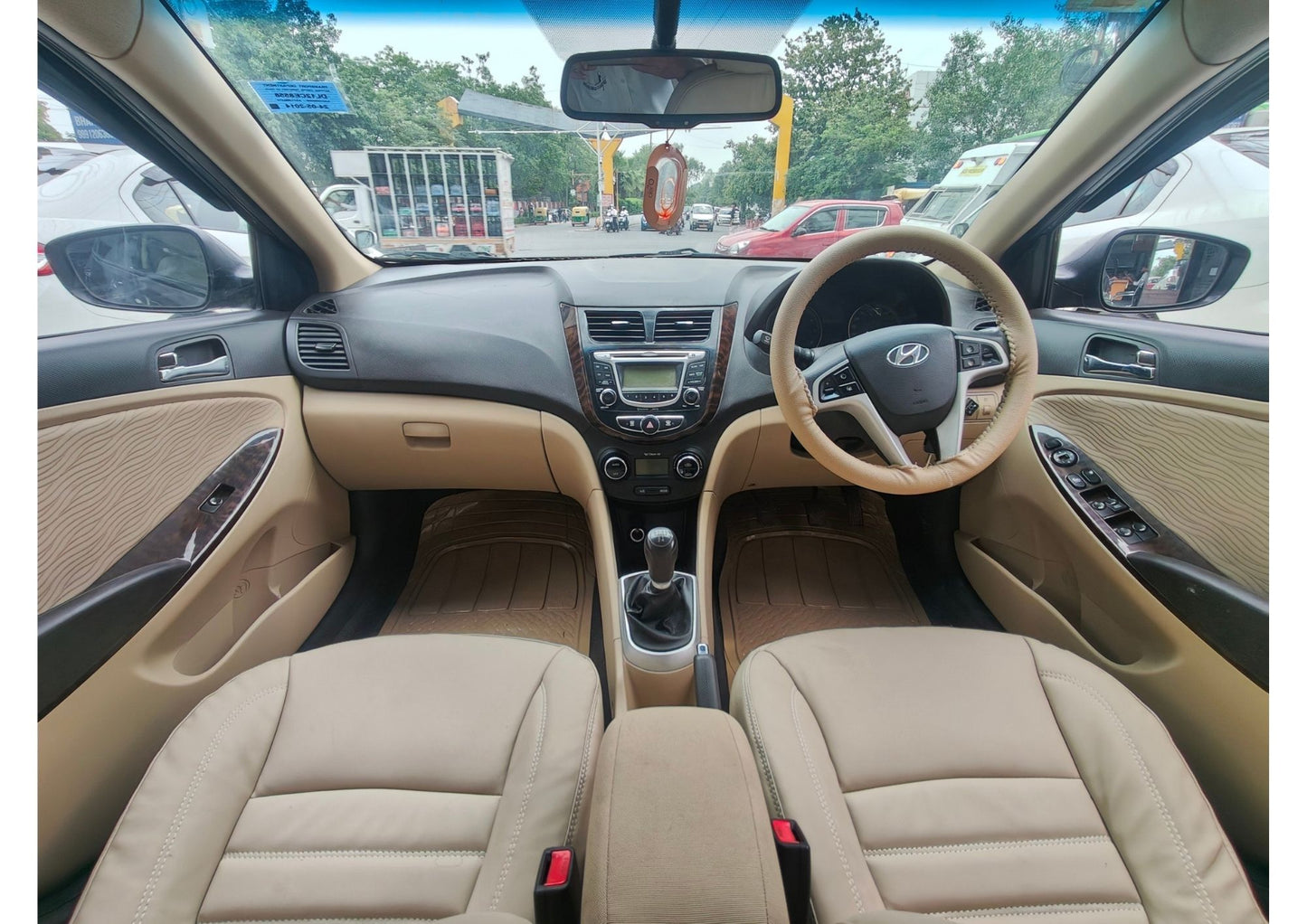 HYUNDAI VERNA CX 1.4 CNG  (2014)
