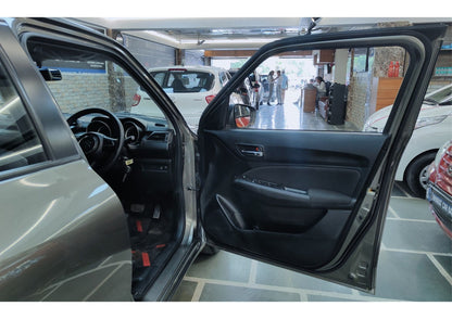 16,000 KMS MARUTI SWIFT AMT PETROL (2020)