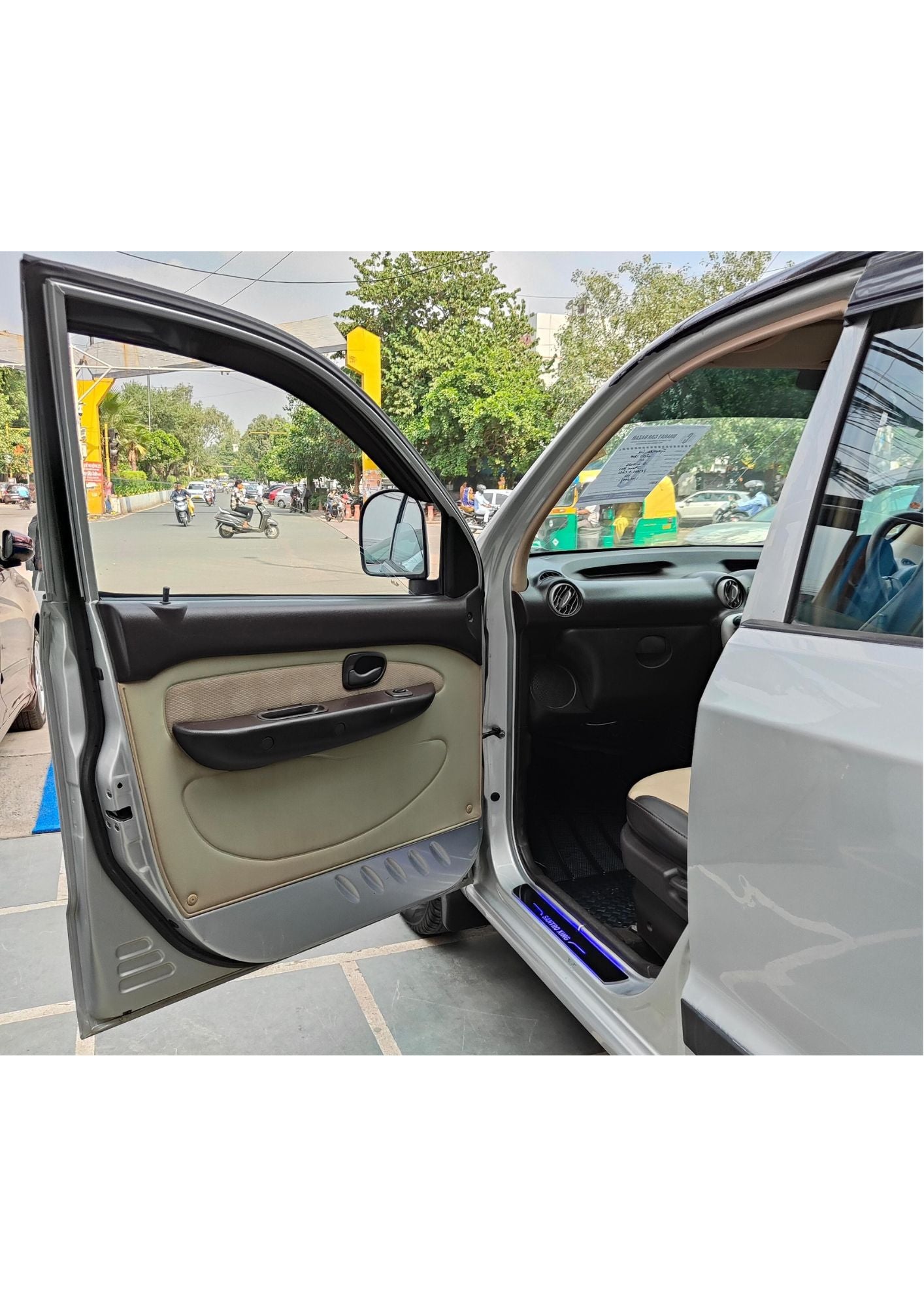 HYUNDAI SANTRO GL CNG (2011)