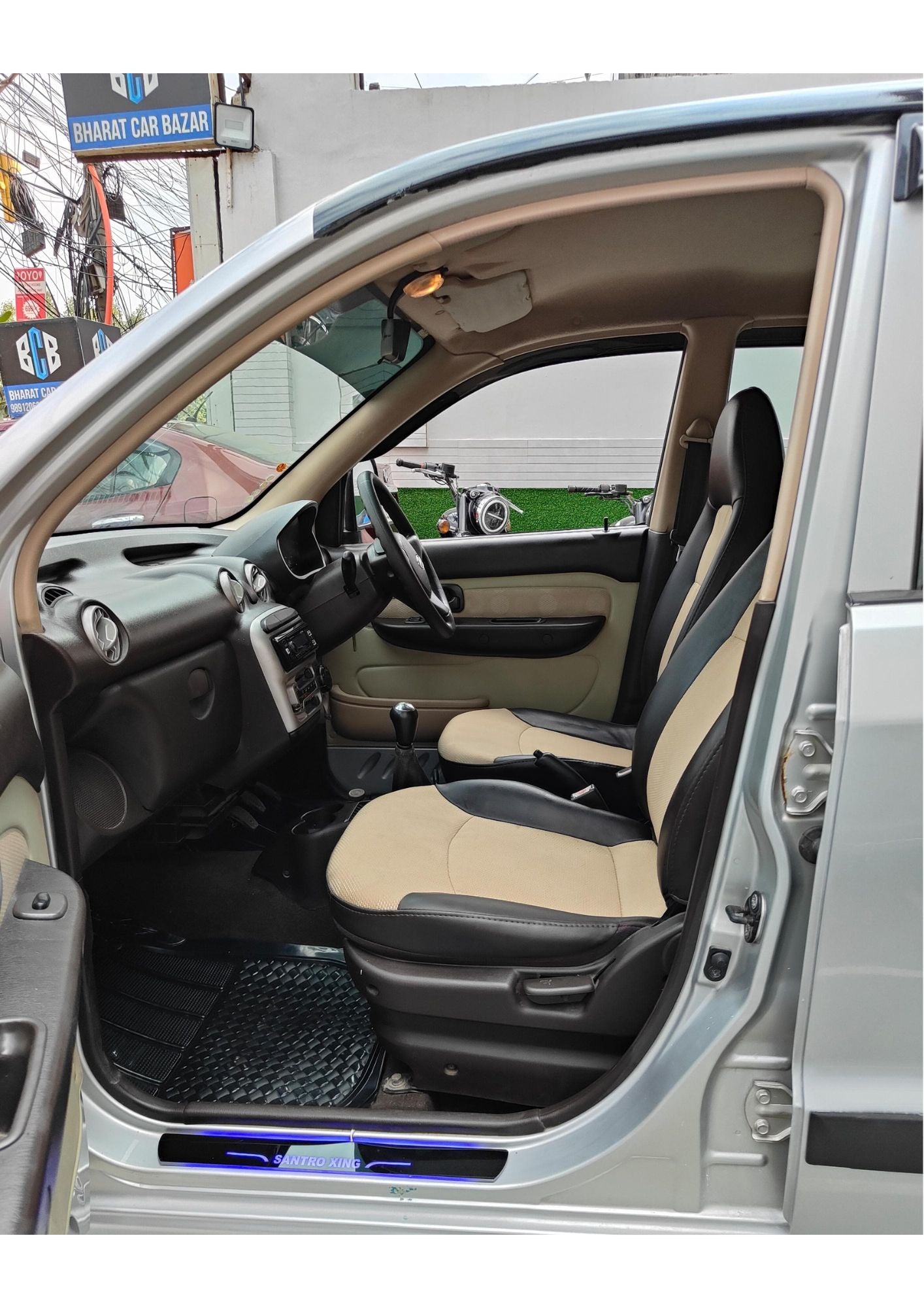 HYUNDAI SANTRO GL CNG (2011)