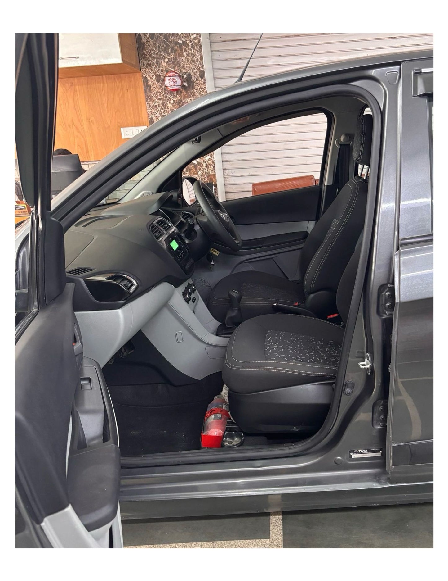 47,000 KMS TATA TIAGO XT 1.2 CNG (2022)