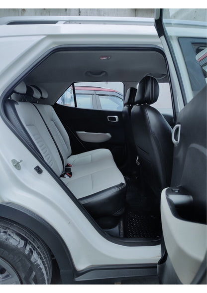 36,000 KMS HYUNDAI VENUE 1.2 KAPPA S MT PETROL (2023)
