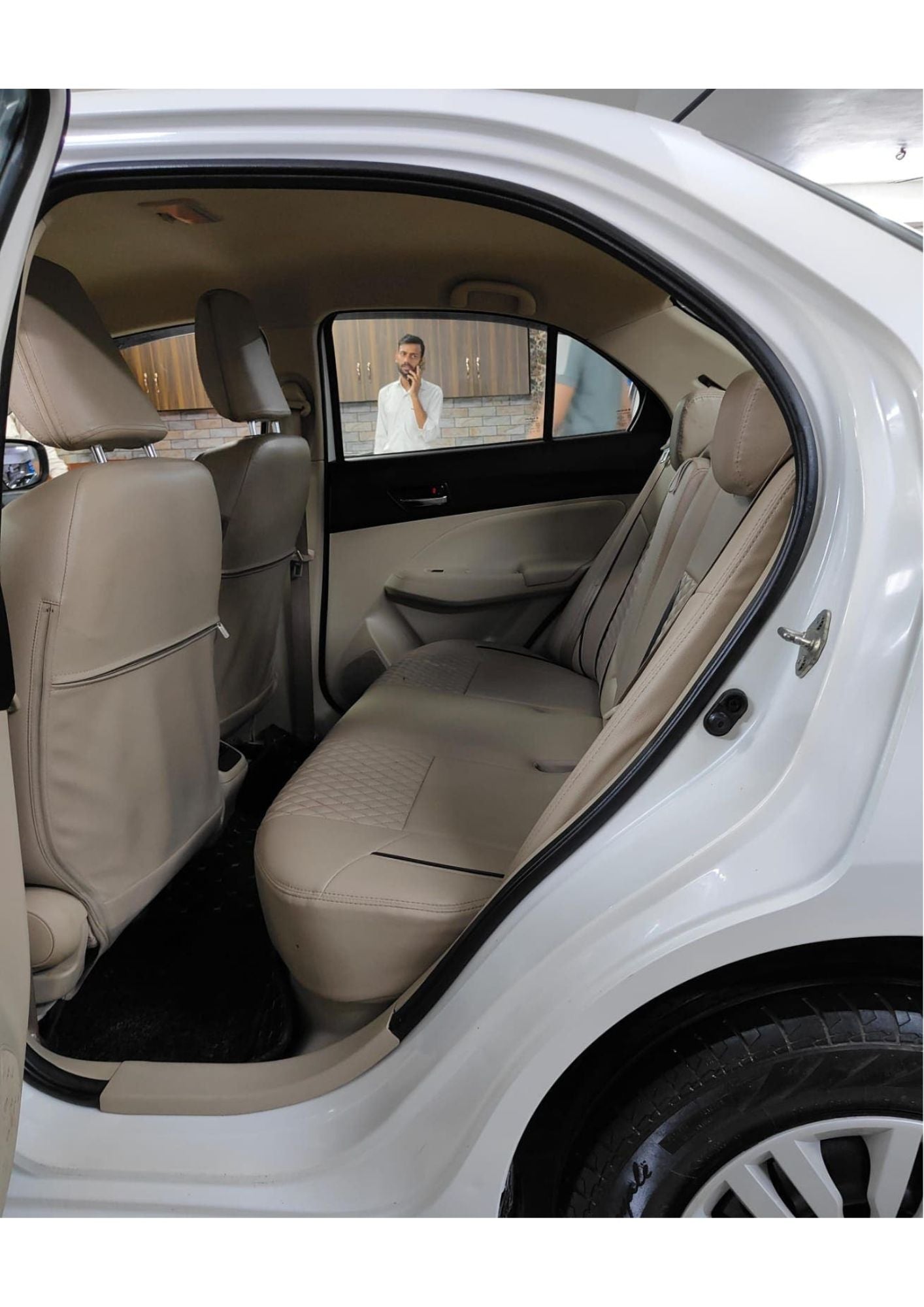 39,000 KMS MARUTI DZIRE VXI PETROL (2023)