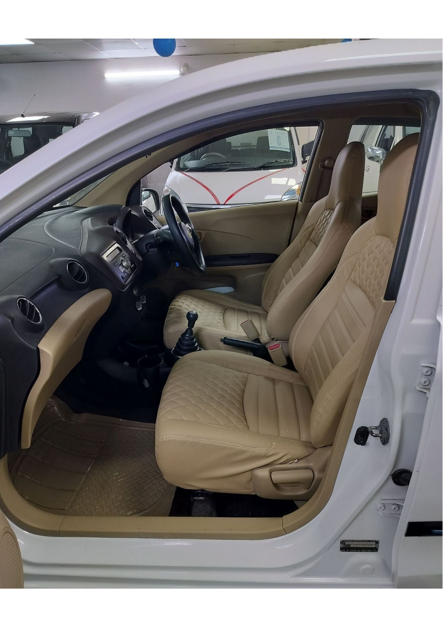HONDA BRIO SMT PETROL (2012)