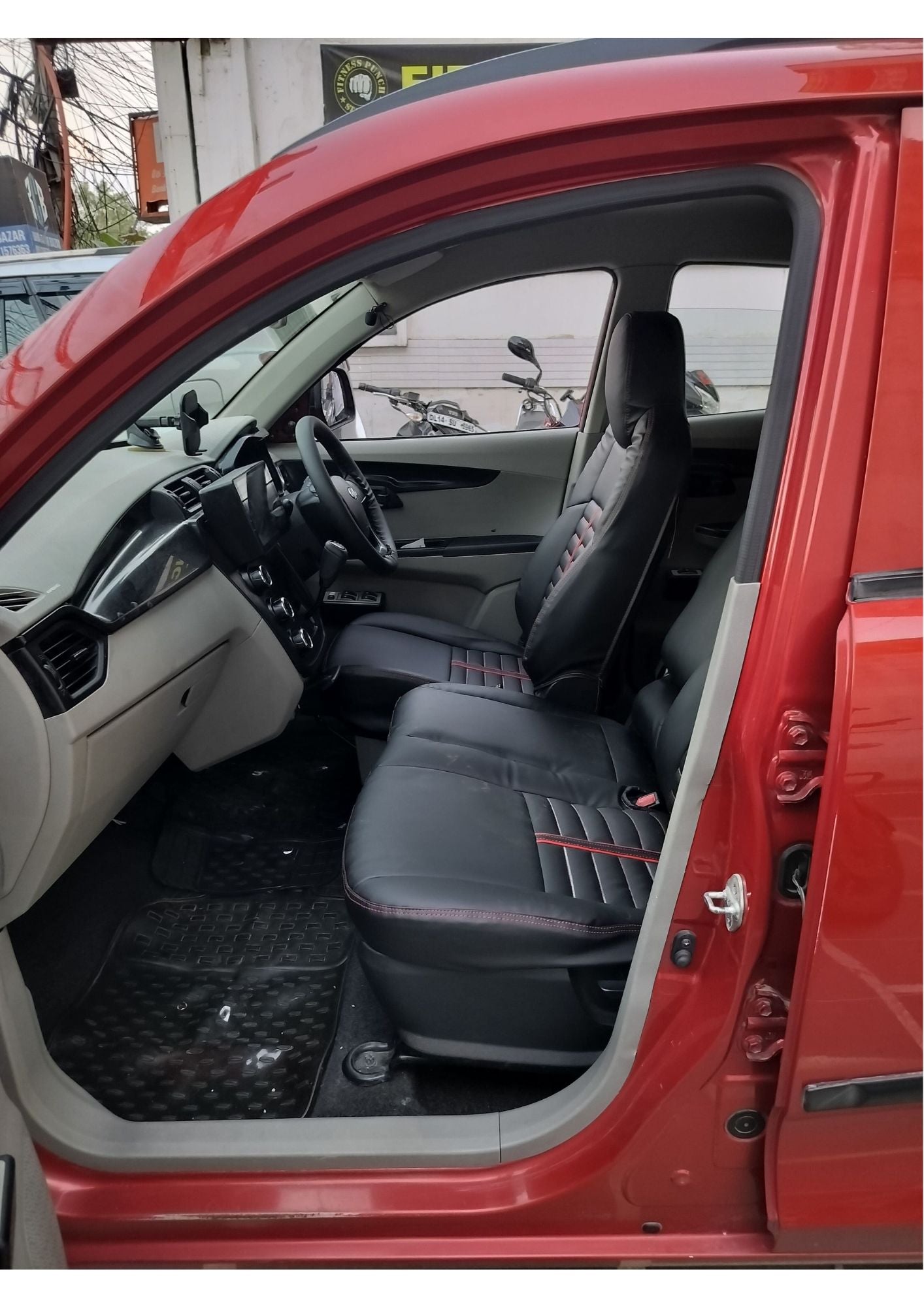MAHINDRA KUV 100 K2+ PETROL (2016)