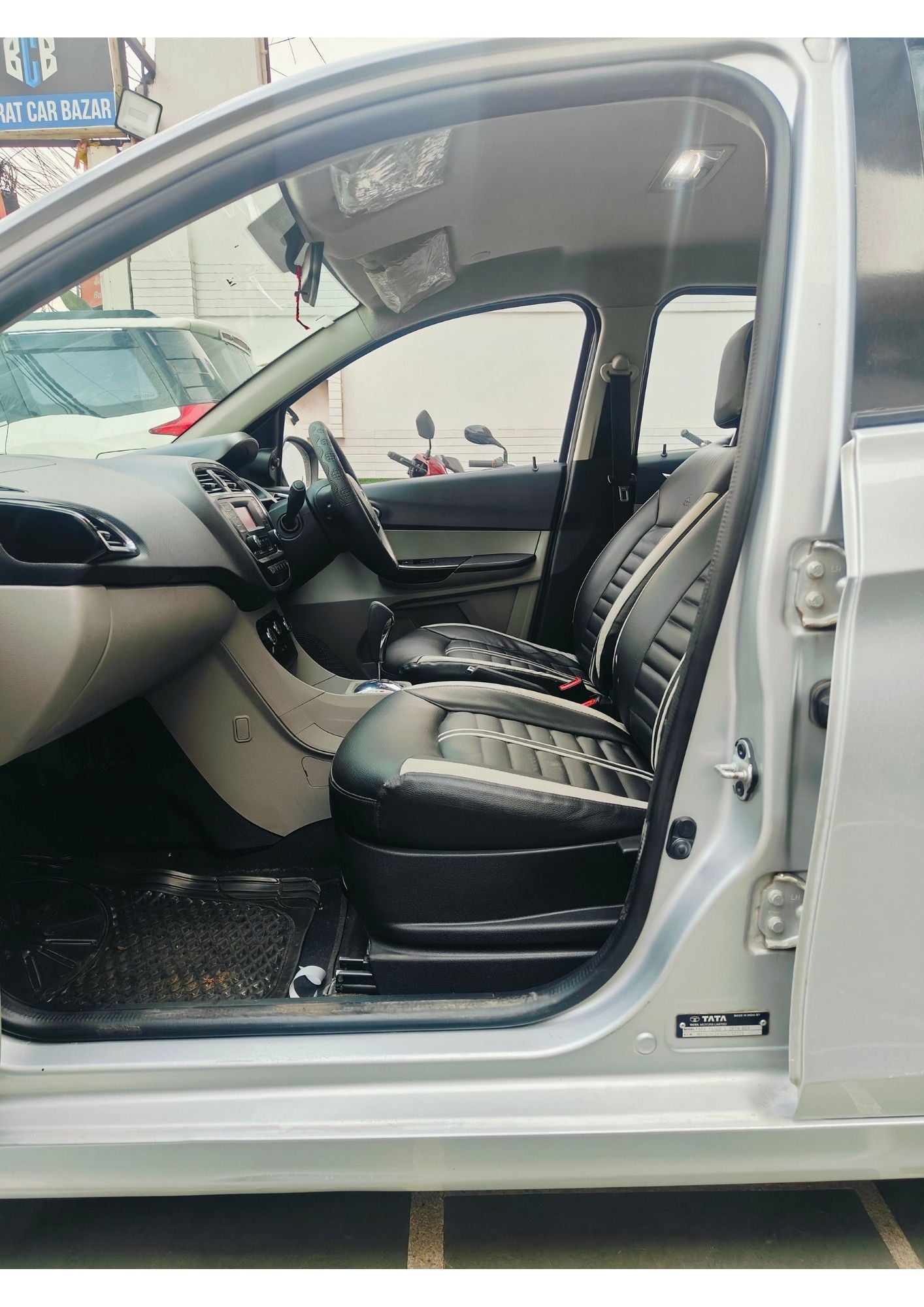 47,000 KMS TATA TIAGO XZA AUTOMATIC PETROL (2019)