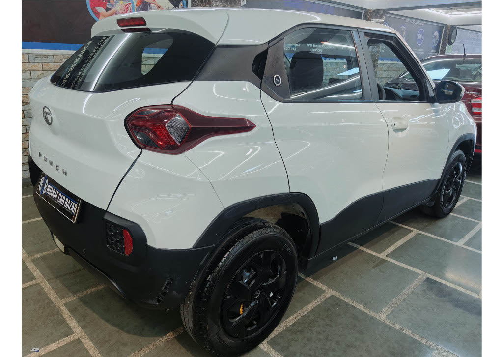 23,000 KMS TATA PUNCH 1.2 ADVENTURE PETROL (2023)