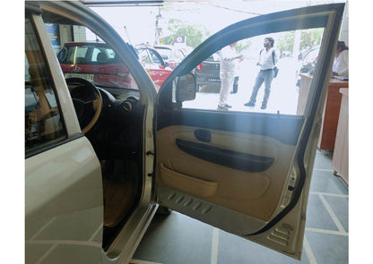 27,000 KMS HYUNDAI SANTRO GL PETROL (2014)