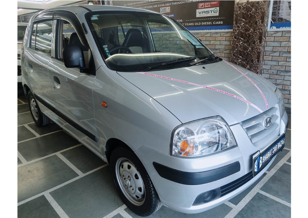 27,000 KMS HYUNDAI SANTRO GL PETROL (2014)