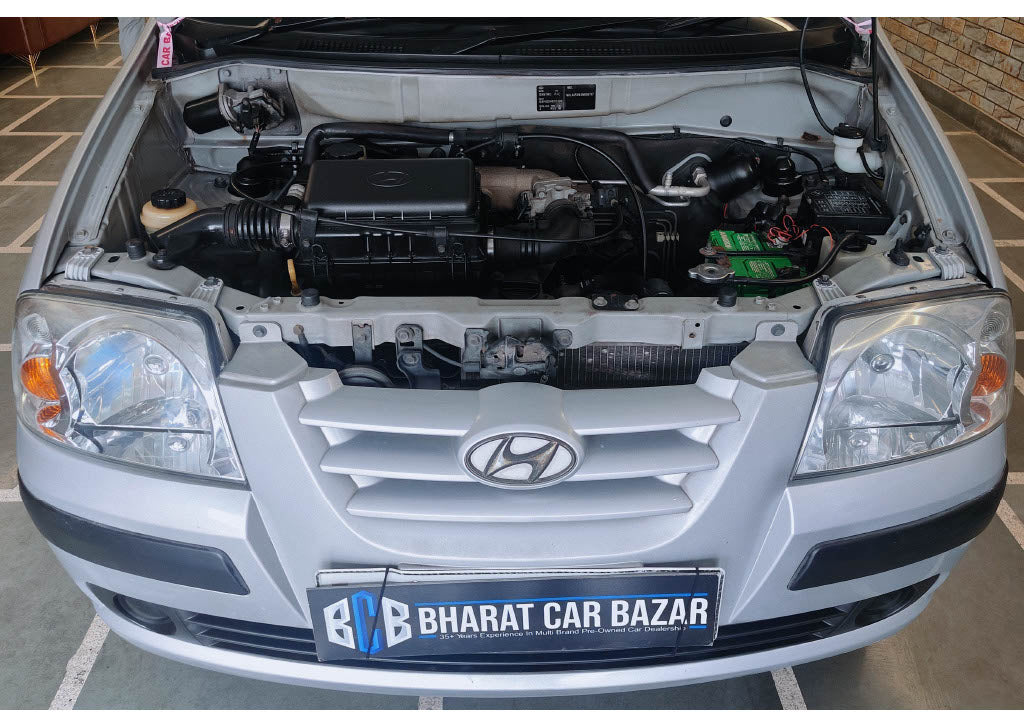 27,000 KMS HYUNDAI SANTRO GL PETROL (2014)