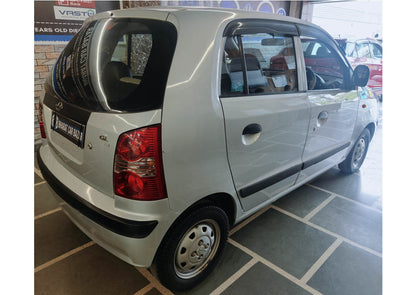 27,000 KMS HYUNDAI SANTRO GL PETROL (2014)
