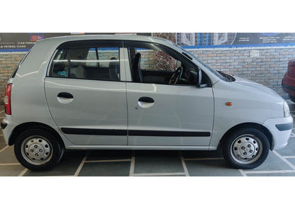 27,000 KMS HYUNDAI SANTRO GL PETROL (2014)