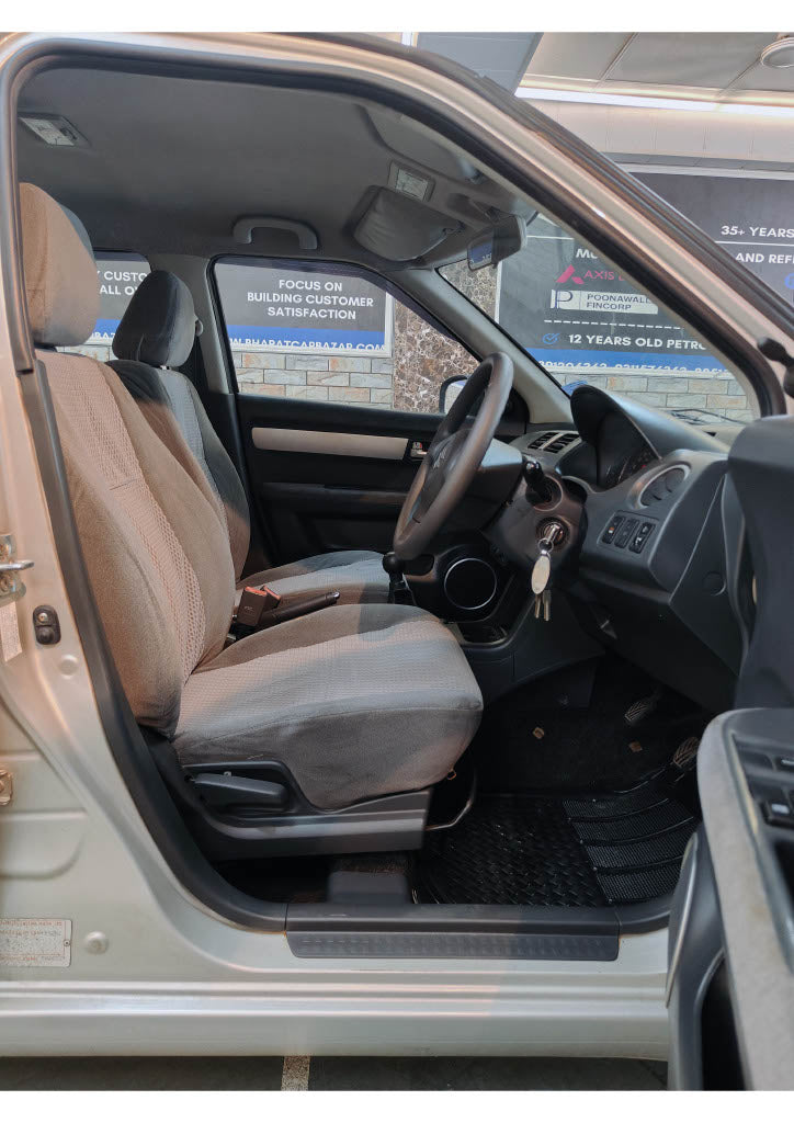 MARUTI SUZUKI DZIRE VXI PETROL (2011)