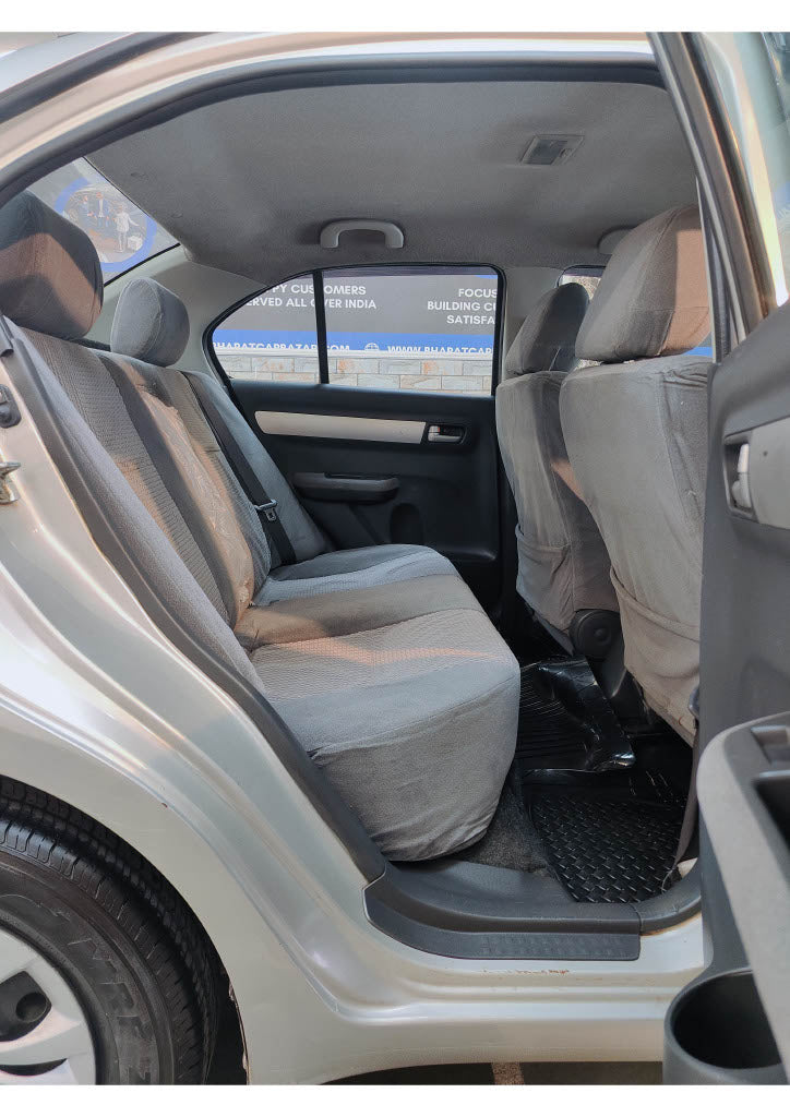 MARUTI SUZUKI DZIRE VXI PETROL (2011)