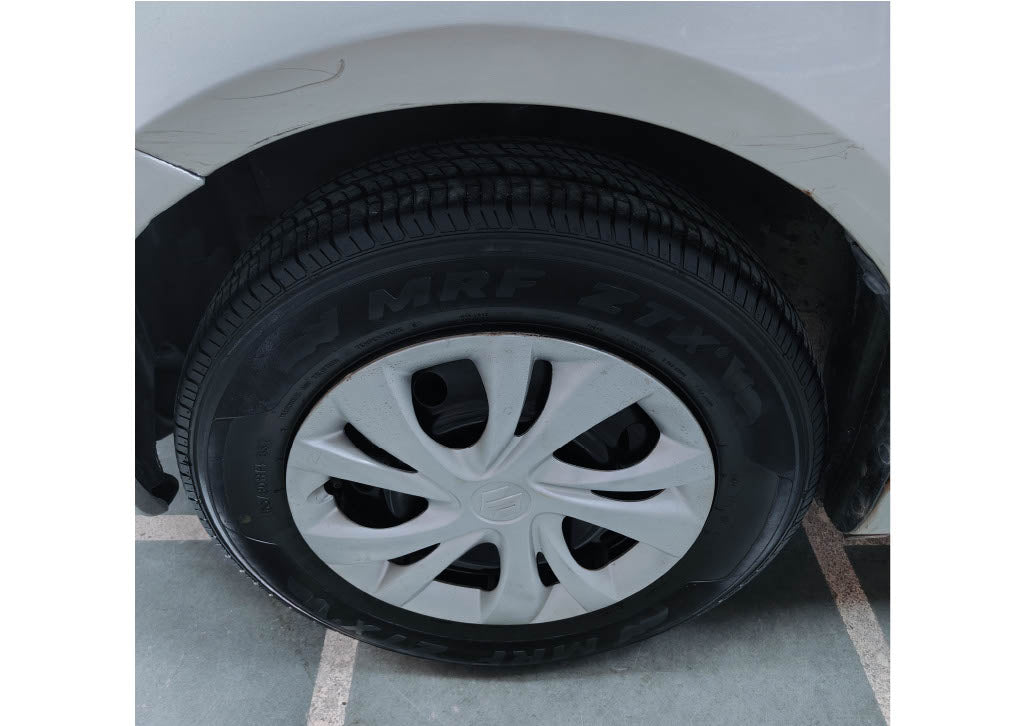 MARUTI SUZUKI DZIRE VXI PETROL (2011)