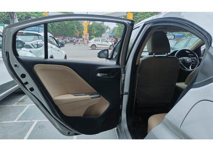 39,000 KMS HONDA CITY 1.5 V MT I-VTEC PETROL (2017)