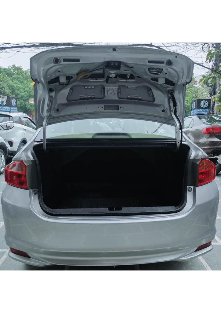 39,000 KMS HONDA CITY 1.5 V MT I-VTEC PETROL (2017)