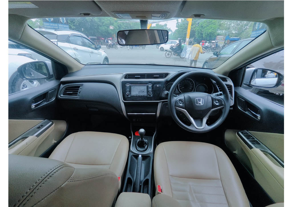 39,000 KMS HONDA CITY 1.5 V MT I-VTEC PETROL (2017)