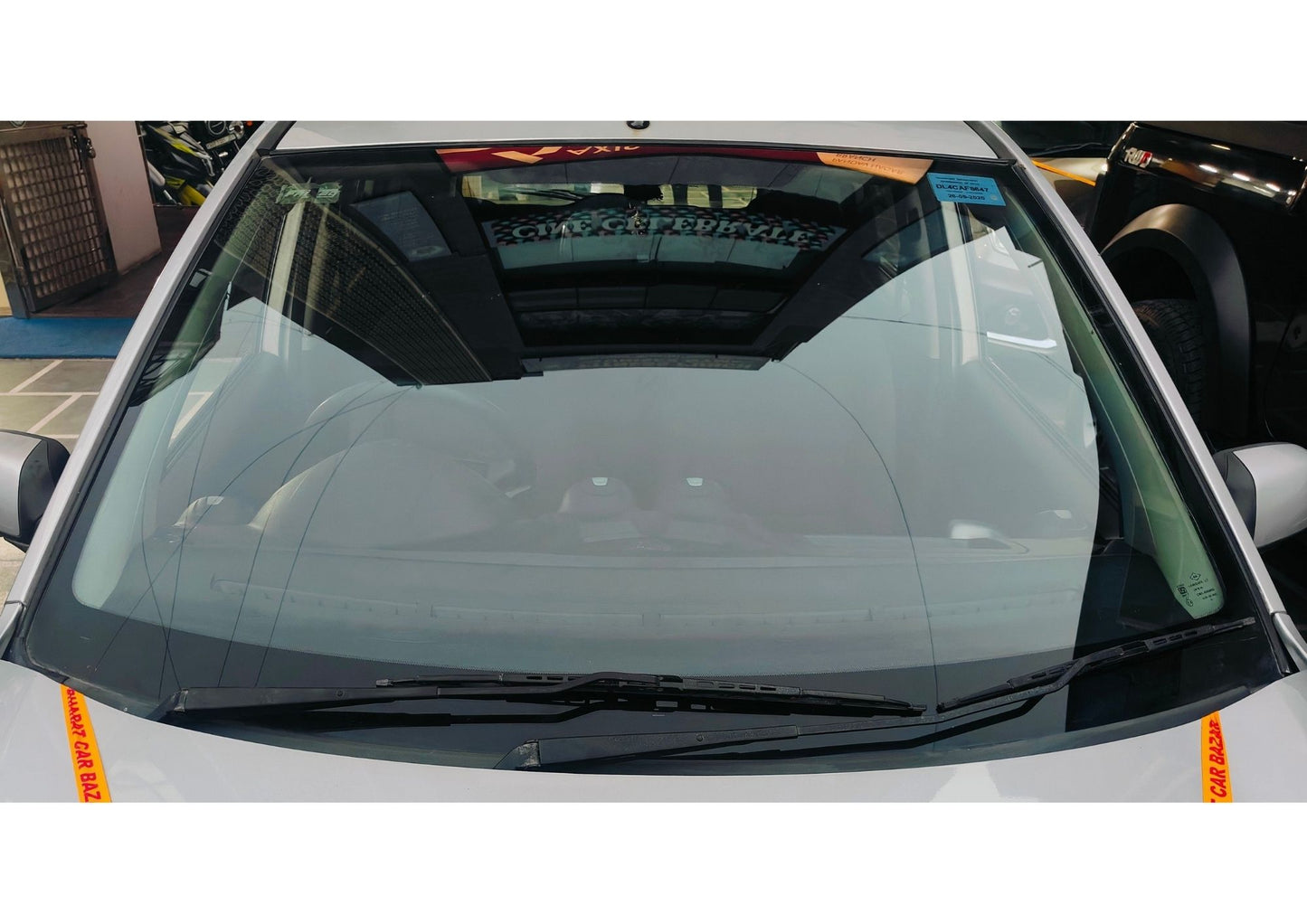 23,000 KMS FORD FIGO ZXI PETROL (2011)